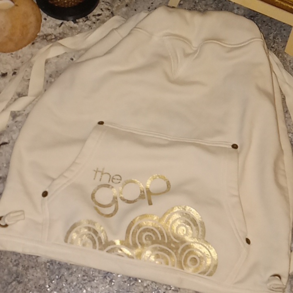 New GAP hoodie look backpack